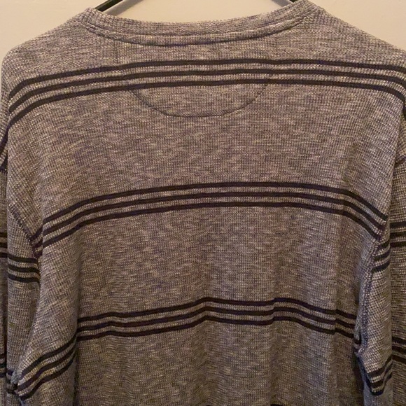 Banana Republic Men’s Top - Picture 3 of 5